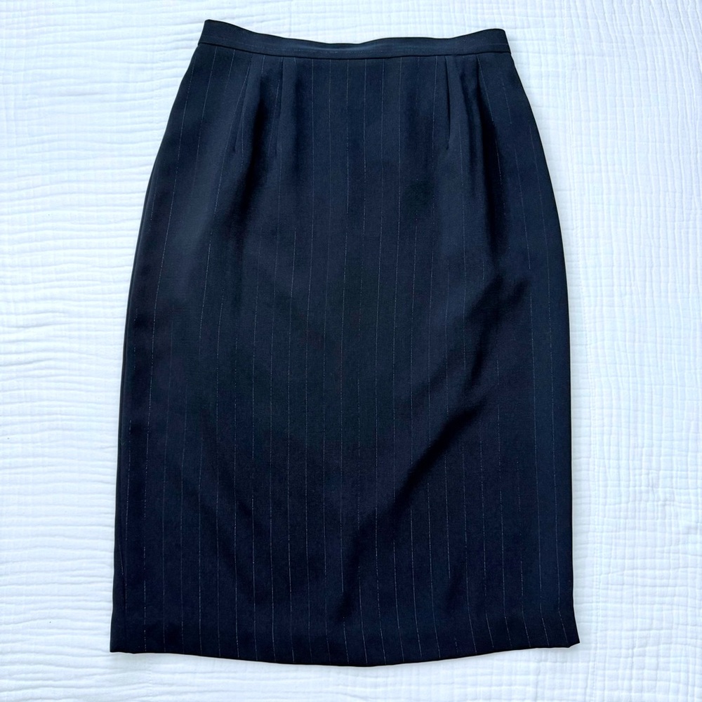 Plaza South Petite navy blue metallic pinstripe pencil skirt -Size tagged 12